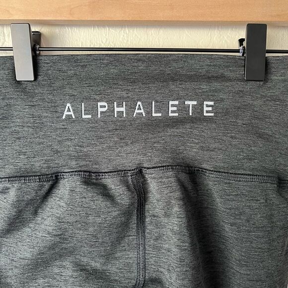 Alphalete OG Revival High Rise Athletic Leggings Powder Grey Size Small - Picture 6 of 7